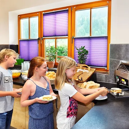 Jugendhotel Aicher *