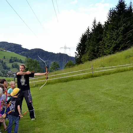 Jugendhotel Aicher Hostel *