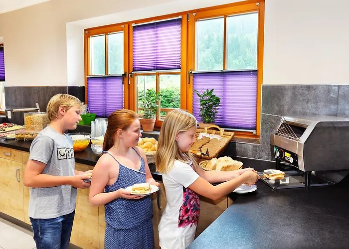 Jugendhotel Aicher *